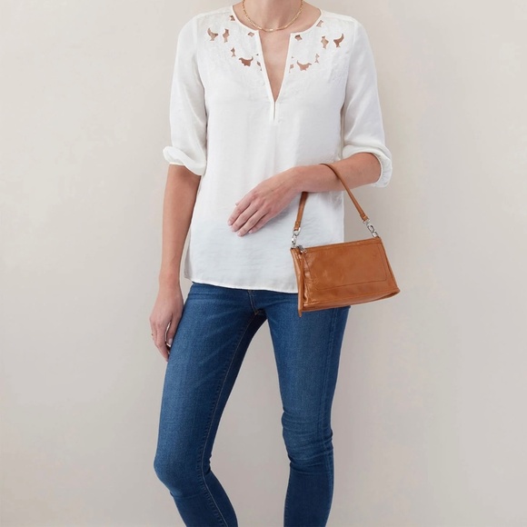 Hobo Cadence Convertable - Picture 7 of 9